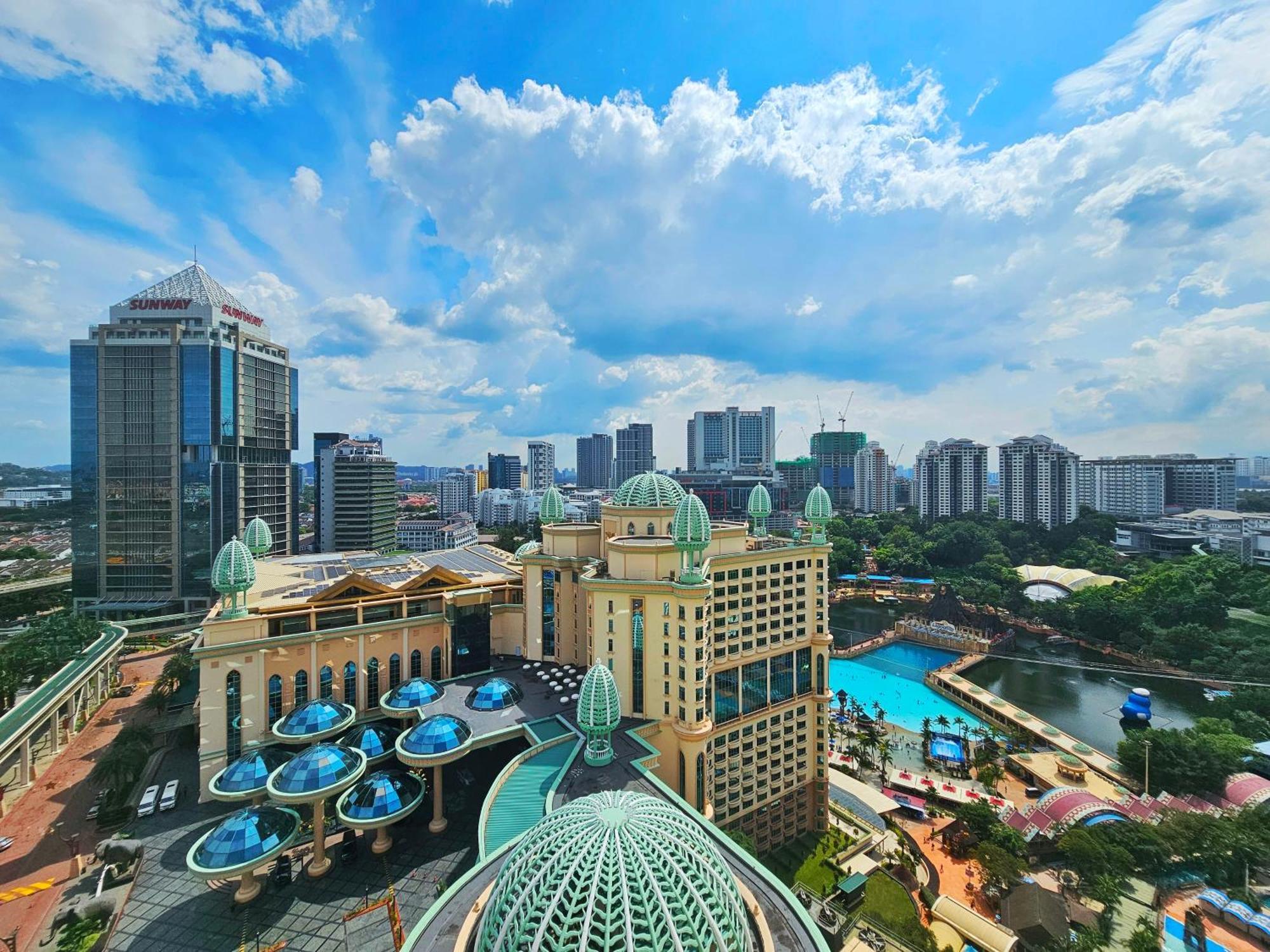 #12 New Sunway Resort Family Suite Lagoon View Petaling Jaya Ngoại thất bức ảnh